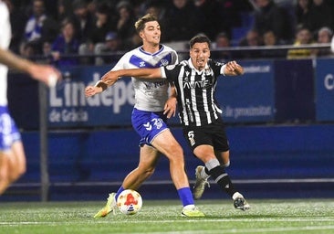 Revolcón y paso atrás en el barro del Nou Sardenya para el FC Cartagena