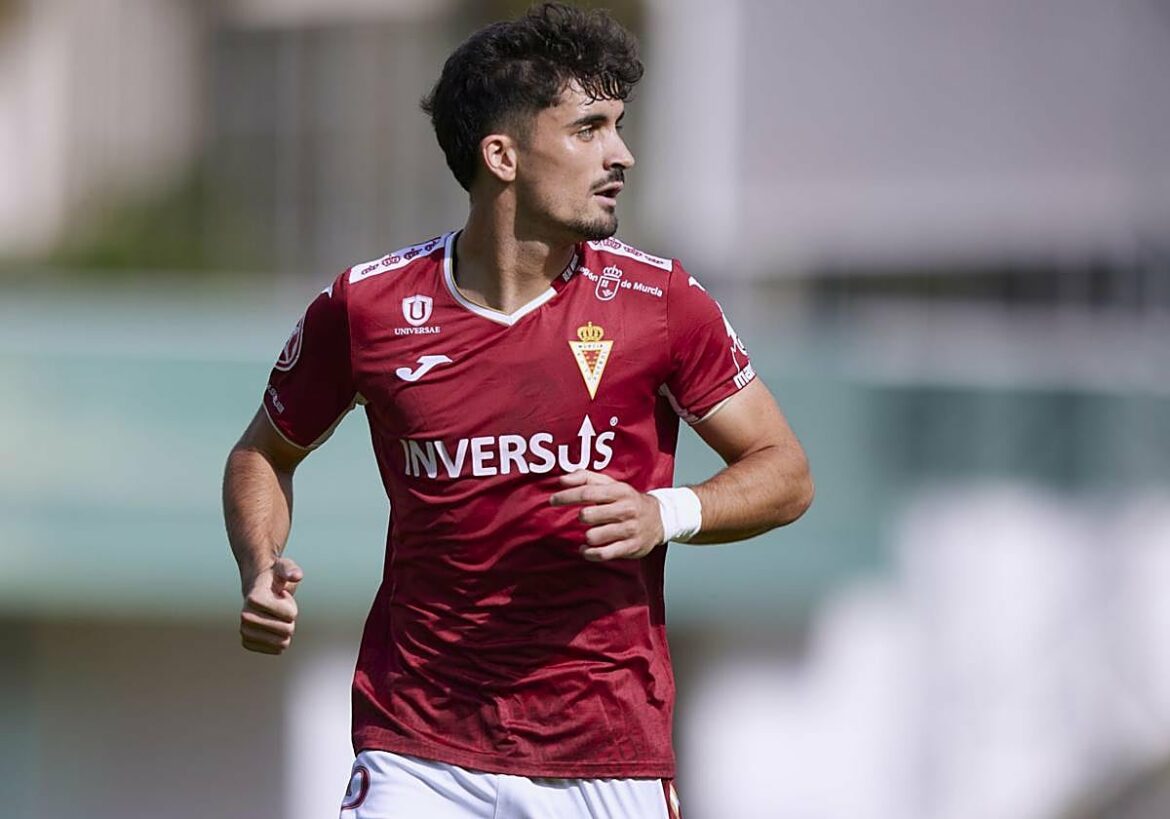 Todo dividido entre Antequera y Real Murcia