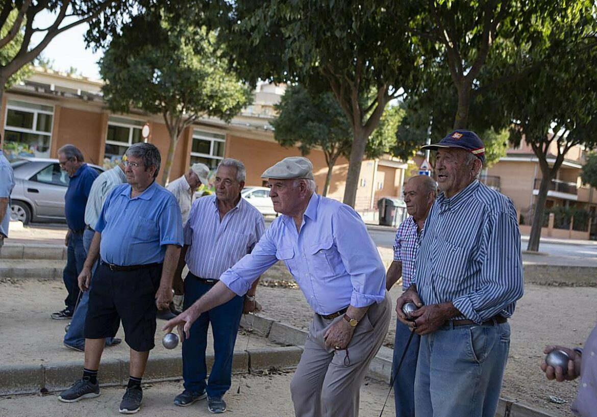 La OCDE insta a España a recortar las nuevas pensiones y vincularlas a la esperanza de vida