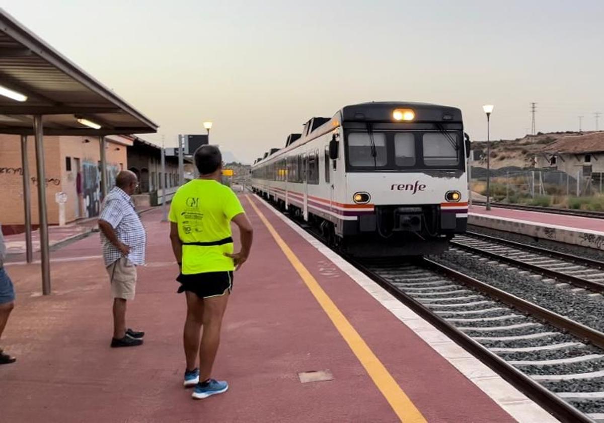 En la estación de Cieza. Último viaje del tren lanzadera entre Albacete y Archena efectuado el 31 de agosto de 2022.