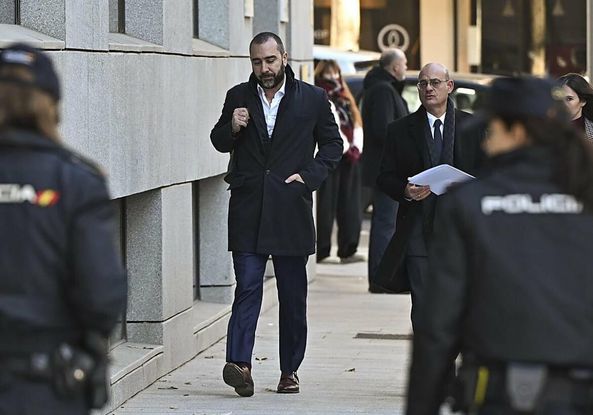 Aldama tras declarar en la causa de las mascarillas en Canarias: «Ángel Víctor Torres tiene que estar preocupado»