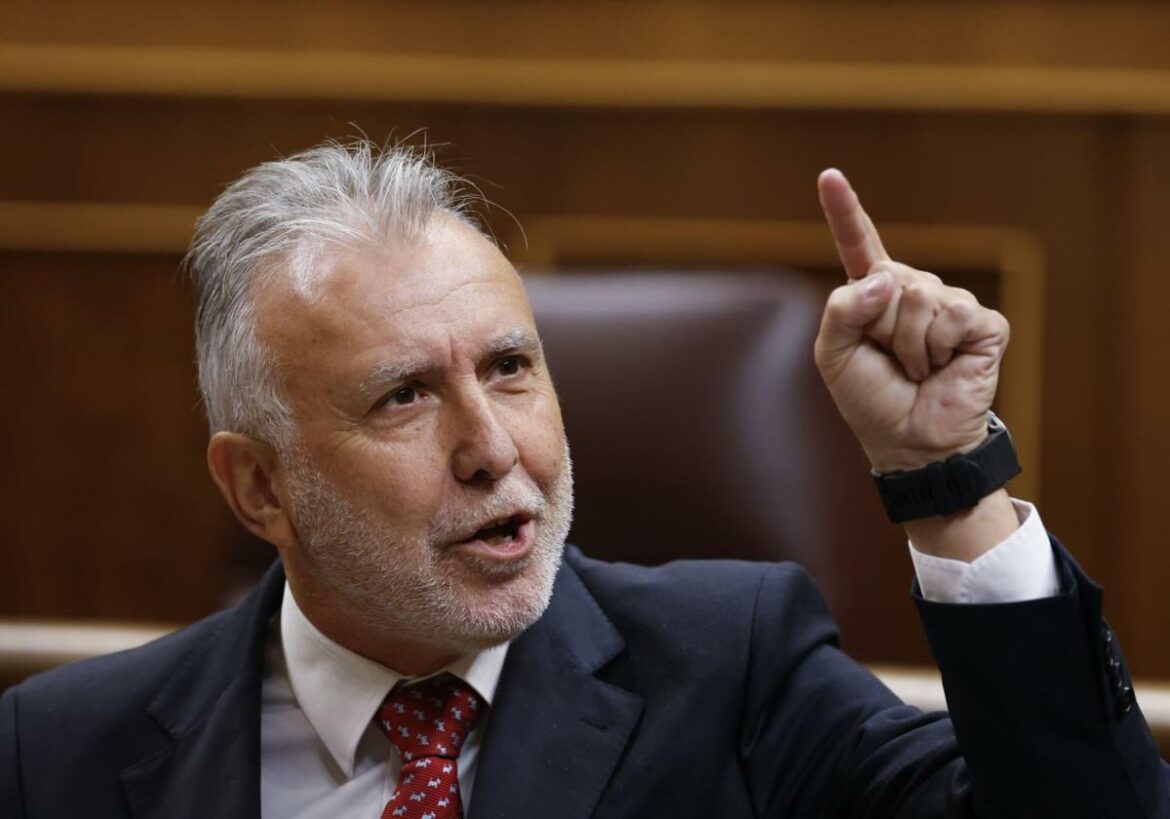 Torres niega que haya «nada delictivo» tras los informes de la UCO y demandará a Aldama