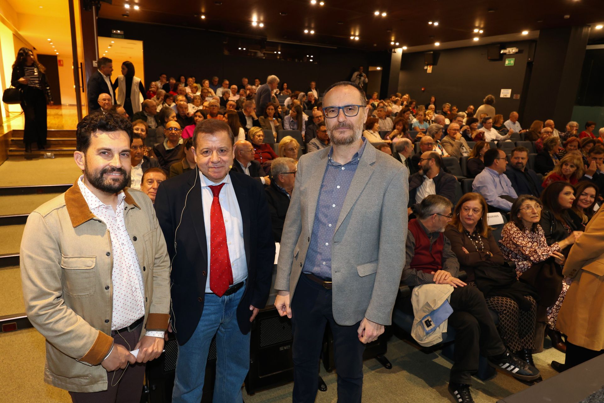 Pablo Ramírez, ciencia y vida en el Aula de Cultura de LA VERDAD, en imágenes
