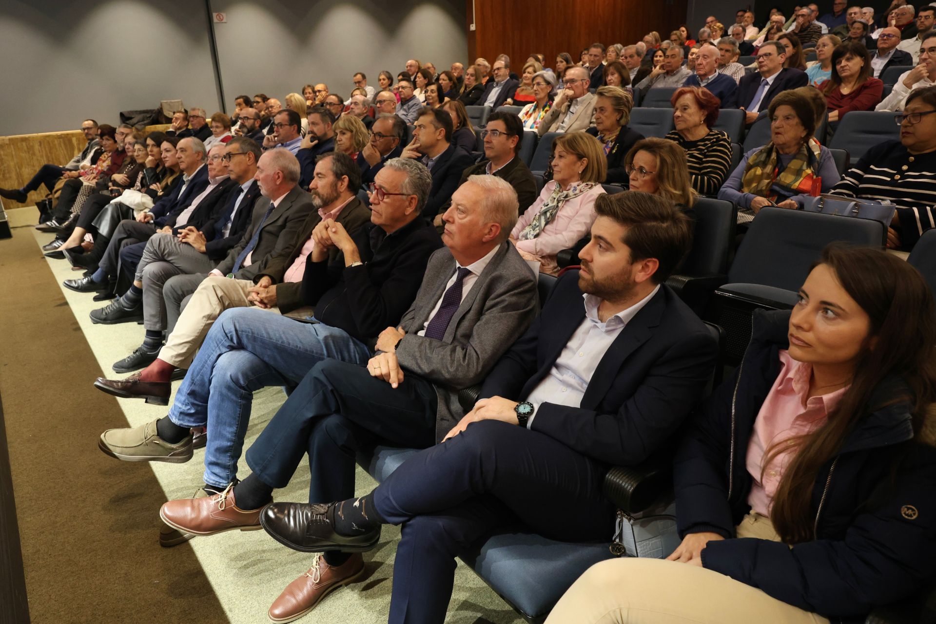 Pablo Ramírez, ciencia y vida en el Aula de Cultura de LA VERDAD, en imágenes