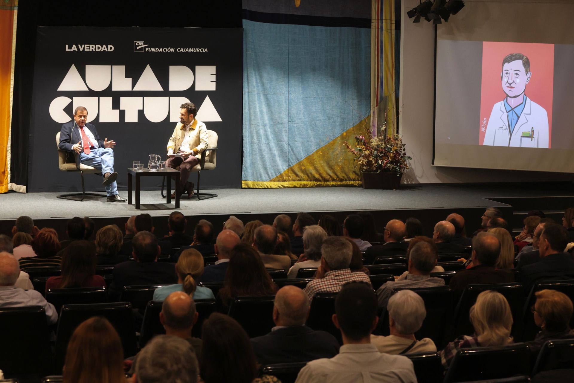 Pablo Ramírez, ciencia y vida en el Aula de Cultura de LA VERDAD, en imágenes