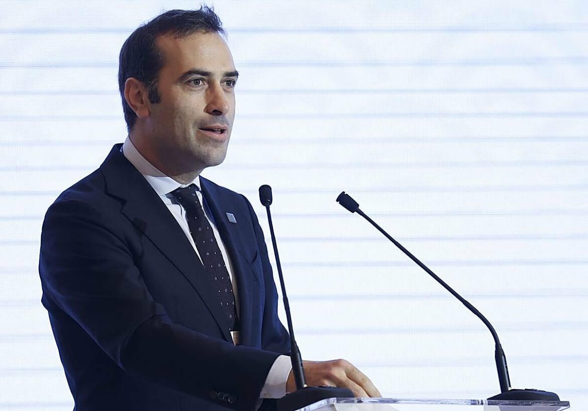 El Gobierno eleva al 2,9% la previsión de crecimiento para este año