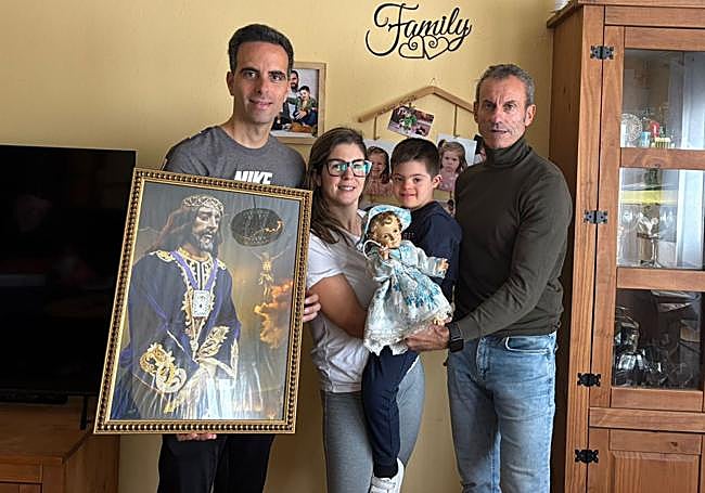 La visita del Niño Jesús de Abarán a Talavera de la Reina colma de ilusión a Hugo tras superar una leucemia