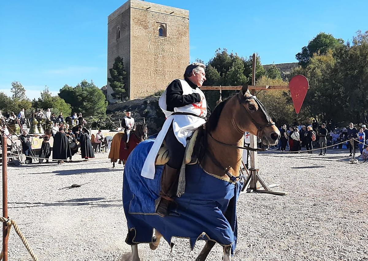 Imagen secundaria 1 - Jornada medieval en el Castillo de Lorca, este domingo.
