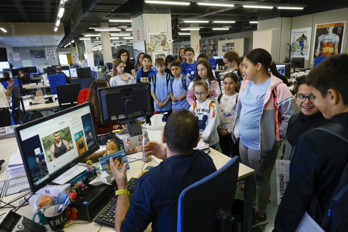 Visita inmersiva para ser periodistas por una mañana