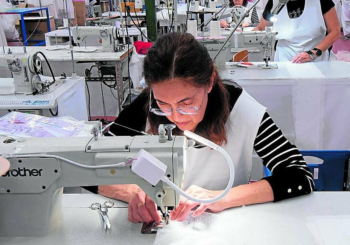 La falta de mano de obra cualificada es el mayor desafío para la industria de la Región, según un estudio de la UMU