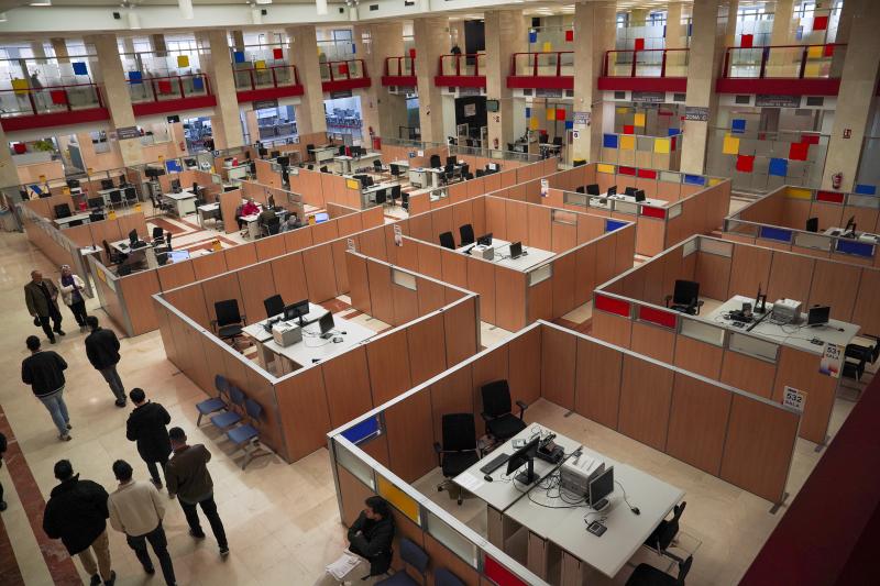 La jornada de 35 horas para los funcionarios del Estado se hará realidad a principios del año que viene