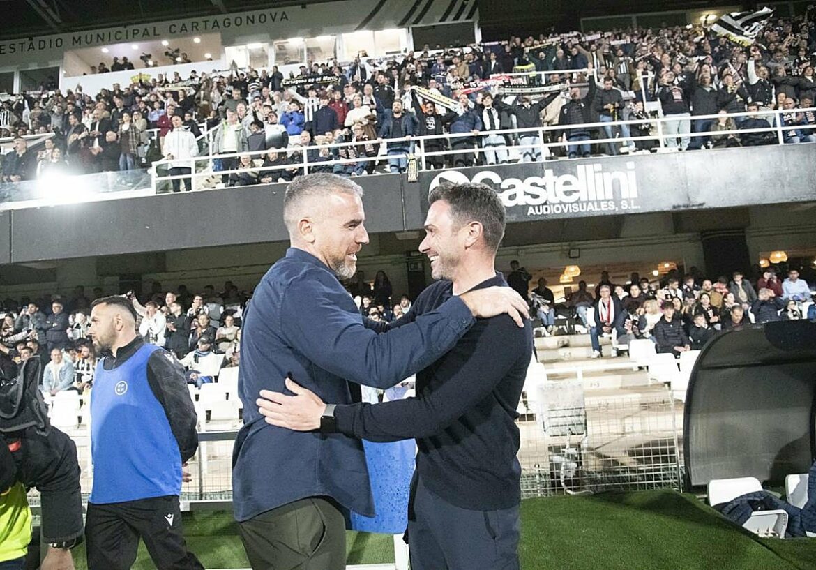Los entrenadores analizan el primer Cartagena-Real Murcia de la temporada
