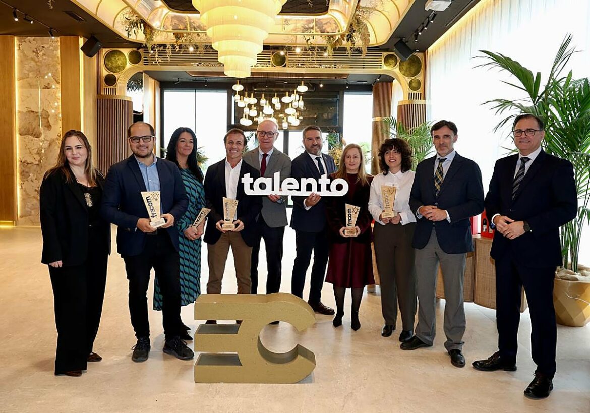 Los constructores de la Región alertan de que solo terminan una vivienda por cada diez que se venden