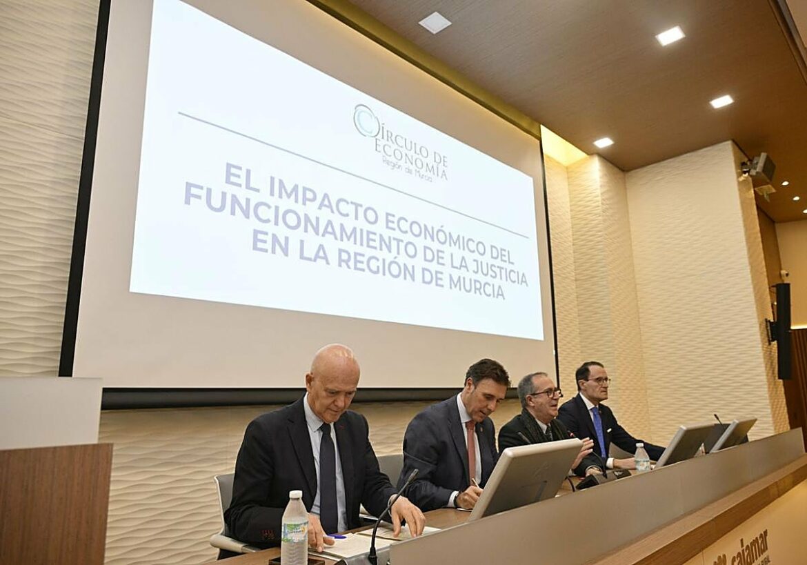 El Círculo de Economía reivindica una «transformación profunda» en el sistema judicial de la Región de Murcia