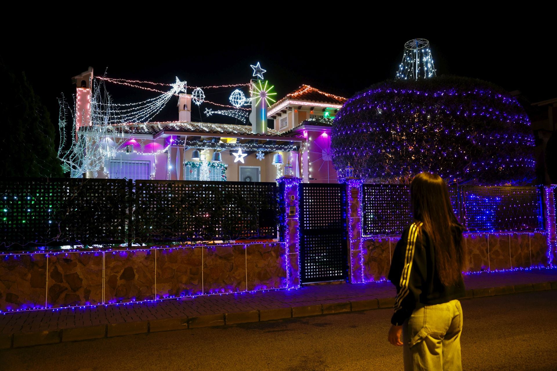 Derroche de luz navideña en pedanías de Murcia