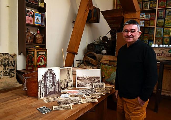 Instantáneas de ida y vuelta (y con vida propia) para descubrir una Murcia de otros tiempos