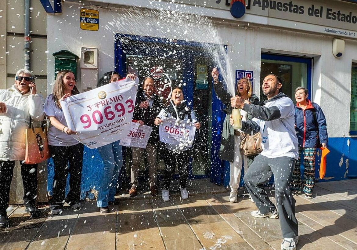 Comprueba si tienes décimos premiados de la Lotería de Navidad 2025 aquí