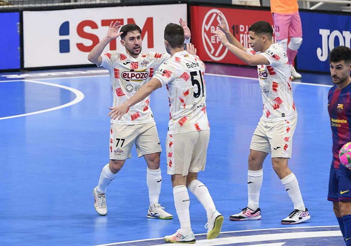 Un Palacio a reventar ruge con un ElPozo Murcia que se vuelve a sentir campeón