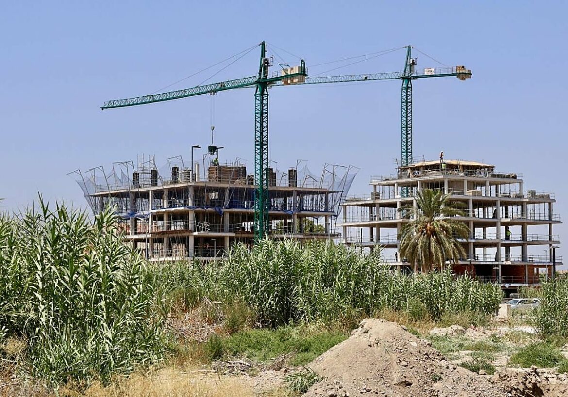 Urbanismo trocea las licencias para acortar los plazos para el inicio de construcciones en Murcia