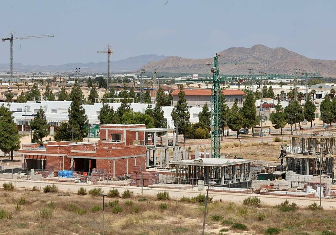 La Comunidad reactiva el diseño del Plan de Ordenación Territorial del Mar Menor