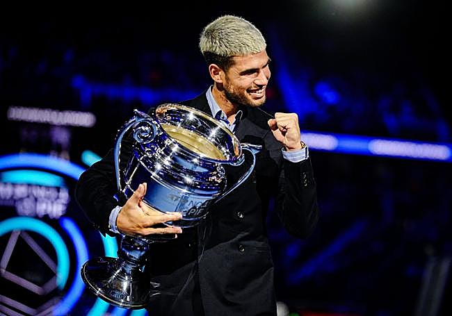 Carlos Alcaraz ganó en Turín el torneo de maestros.