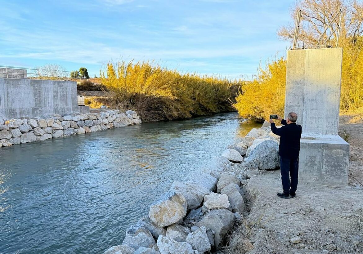 La CHS permite reanudar las obras del puente de acceso a las cooperativas de Cieza