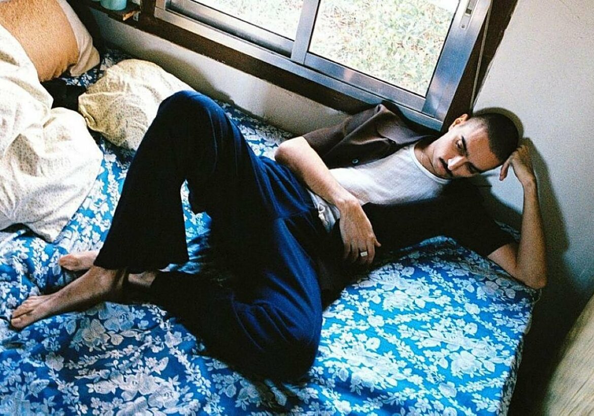 Joseluis presenta su excelente debut: ‘Por ahora para siempre’