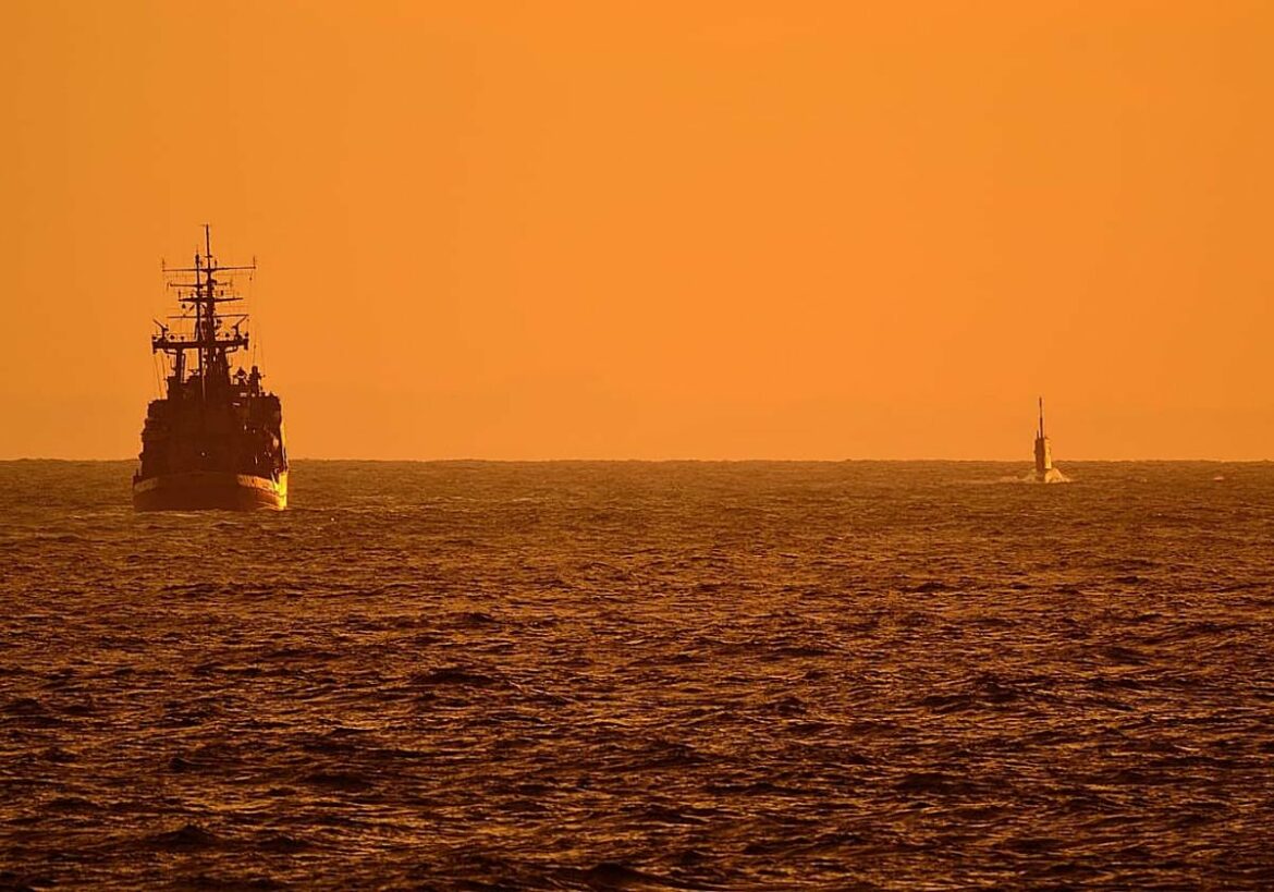La Armada extrema el control de barcos rusos frente a Cartagena