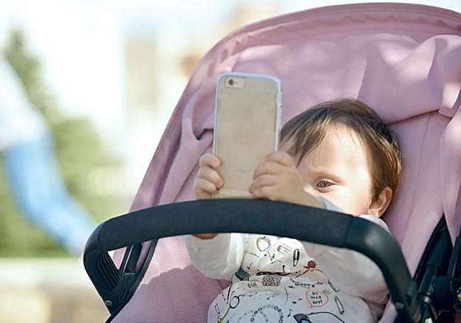 Así es la ‘app’ murciana que permitirá graduarse la vista sin salir de casa