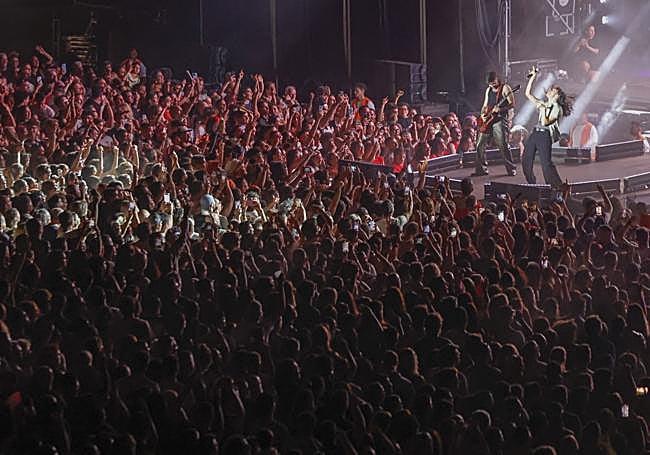 Uno de los multitudinarios conciertos de Arde Bogotá en Cartagena.