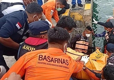 Encuentran el cuerpo de la niña de la familia española desaparecida al hundirse un barco en Indonesia