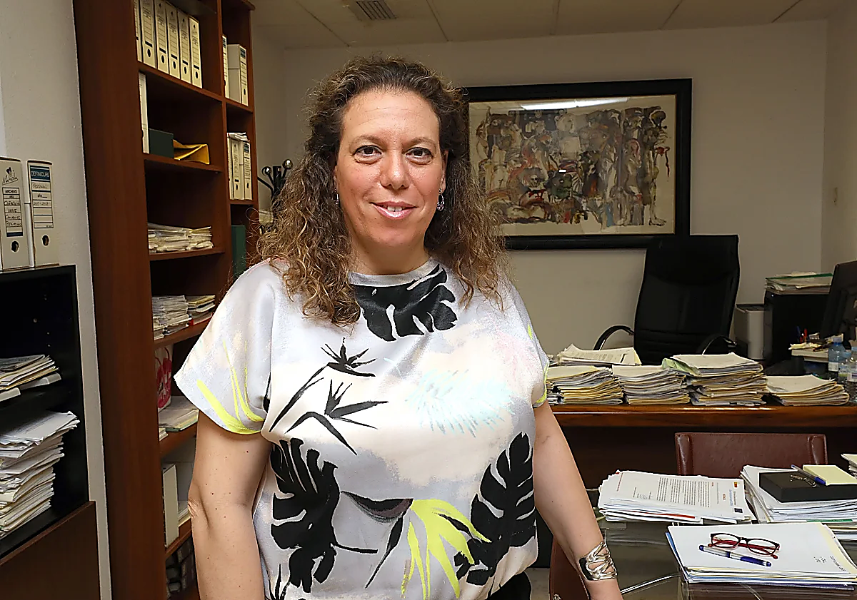 Imagen principal - Carmen Yáñez, José María Ramírez y Ana María Fernández.