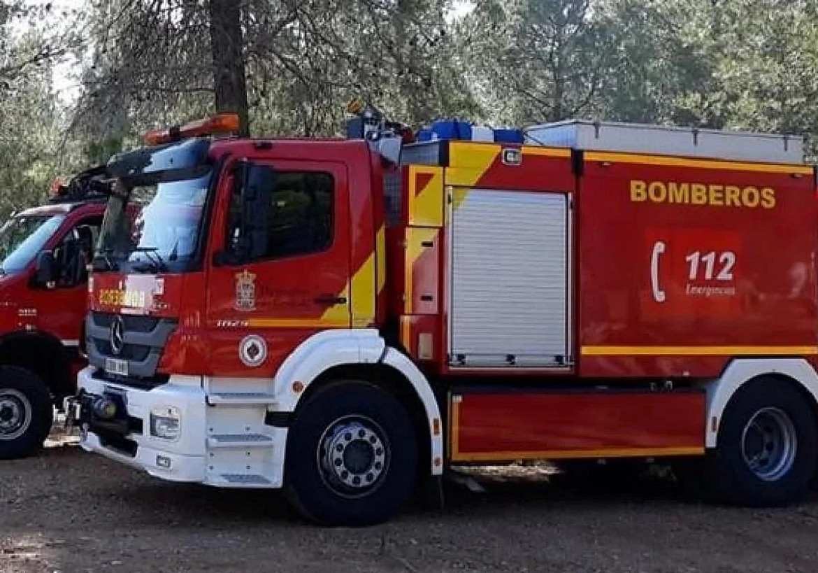 Mueren dos menores de 15 años en un aparatoso incendio en Málaga