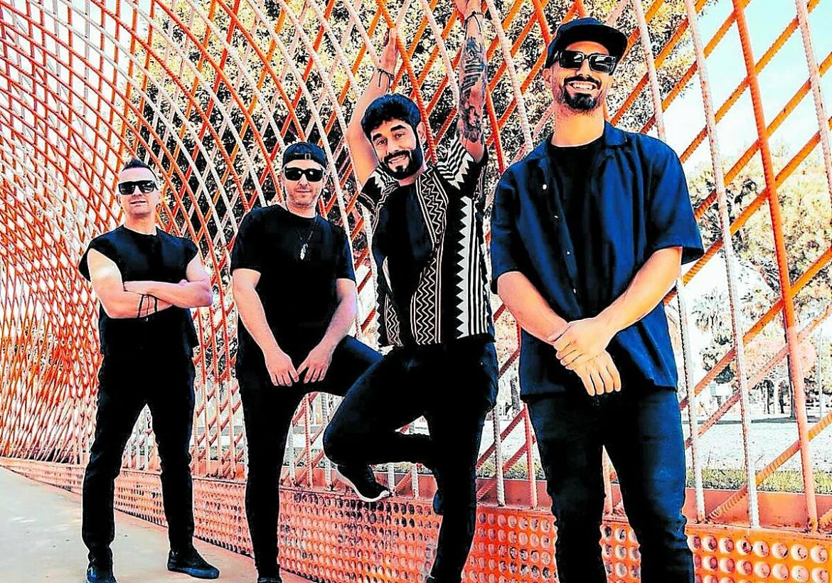 Desde El Estrecho para el mundo