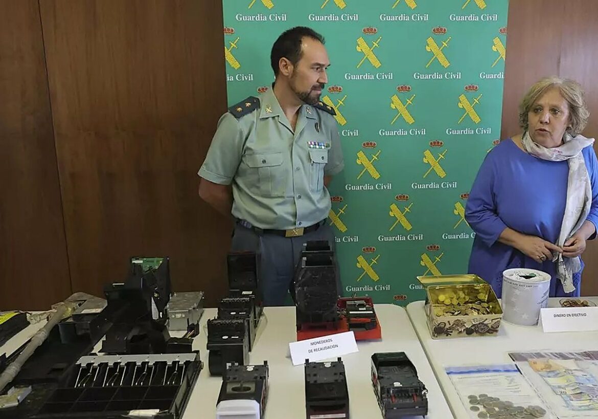 Interior nombra al frente de la UCO a un coronel experto en blanqueo y que fue asistente de Felipe VI