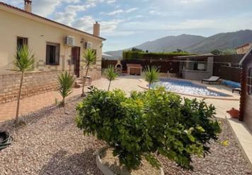 Casa de campo en Calasparra: 325.000 euros