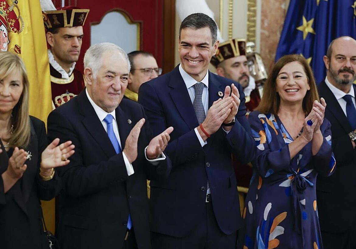 El Congreso celebra el Día de la Constitución en un ambiente de crispación y con la ausencia de la mitad de los grupos