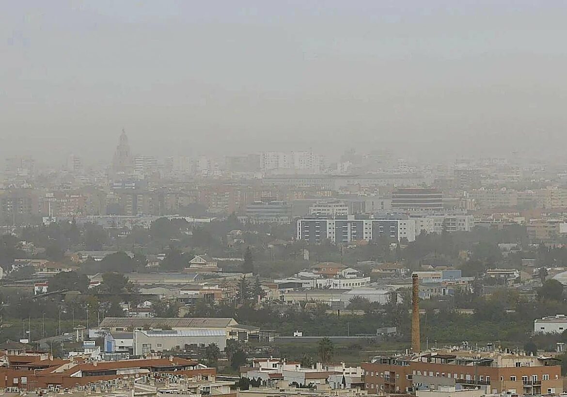 La calidad del aire es «desfavorable» en Murcia y Molina de Segura