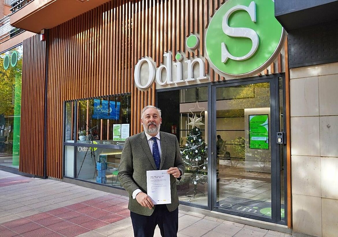 Santomera formaliza su candidatura para acoger el Centro Nacional del Microchip y Ciberseguridad