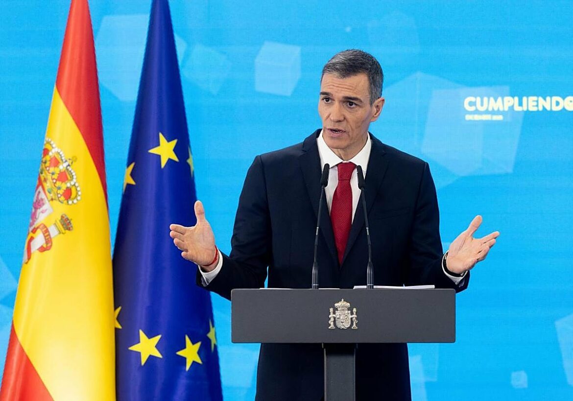 Sánchez hace un canto a sus medidas sociales en un vídeo de felicitación del año sin mencionar la corrupción