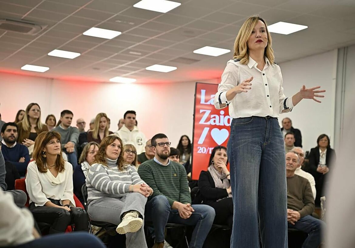 Pilar Alegría presenta su candidatura al Gobierno de Aragón y llama al PSOE a «no resignarse»