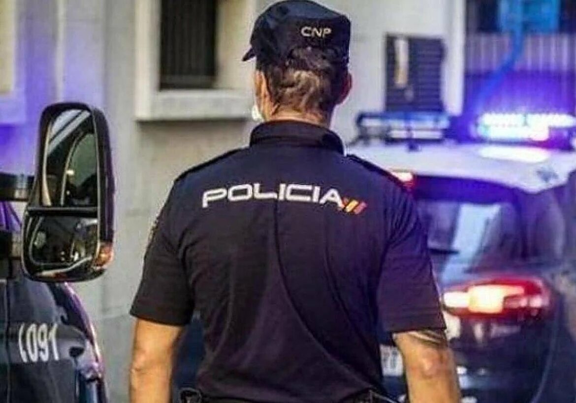 La Policía hiere a un hombre para repeler una agresión al grito de «Alá es grande» en un aparcamiento de Murcia