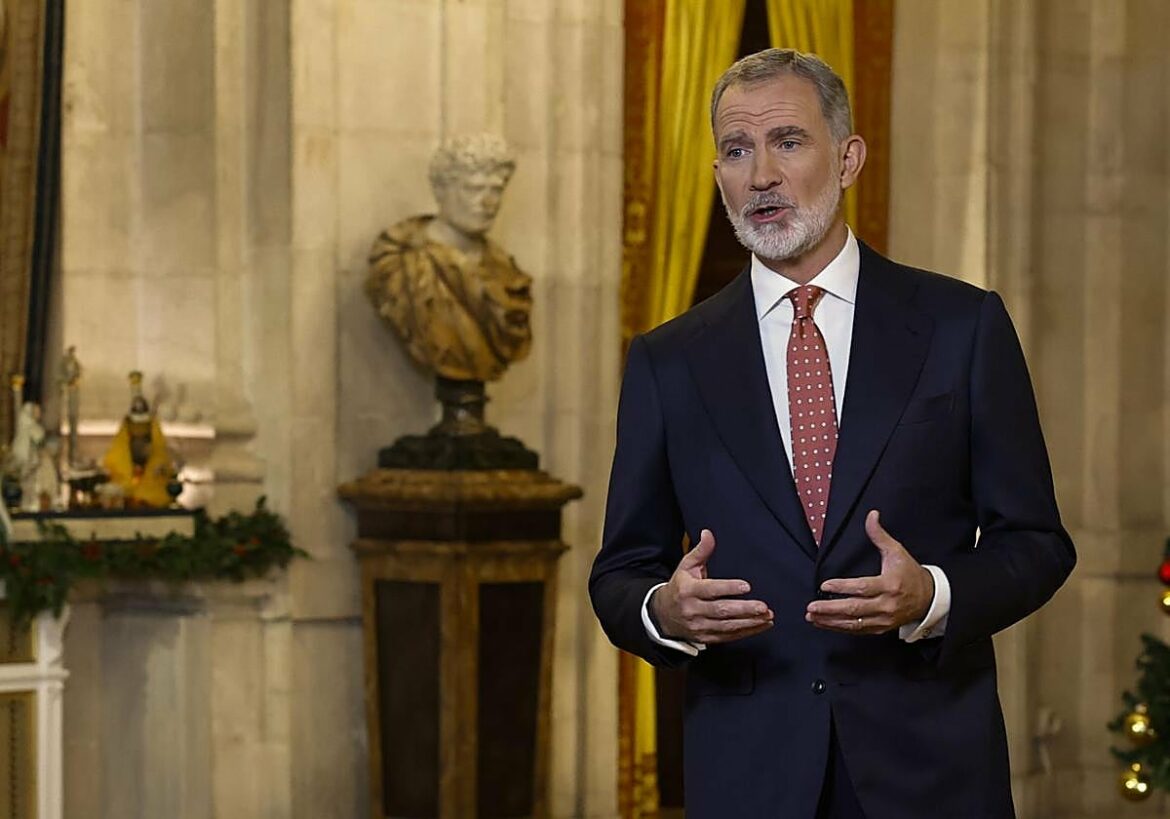 El PSOE y el PP respaldan el discurso del Rey frente a las duras críticas de los socios de investidura