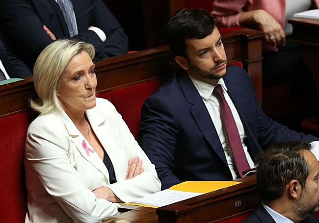 El partido de Le Pen prepara una polémica ley para legalizar los prostíbulos en Francia