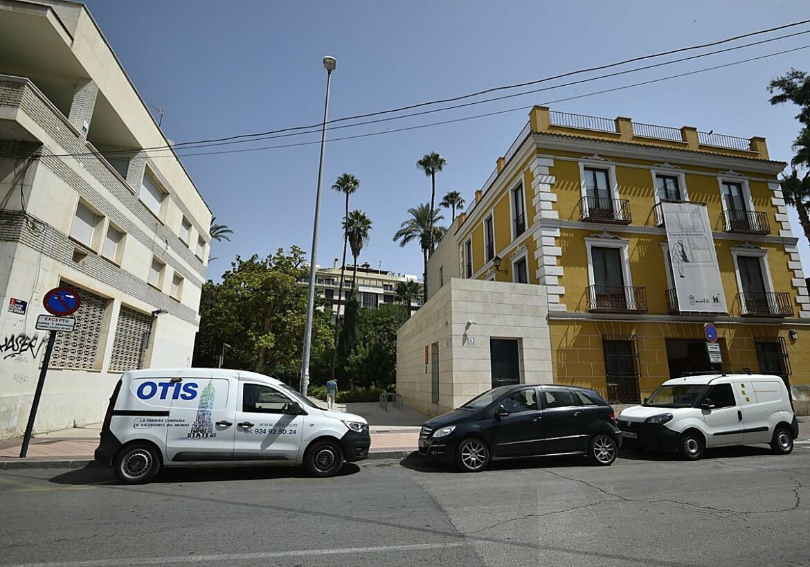 Esto es lo que tendrán que pagar las empresas de servicios y autónomos por aparcar en zona azul y verde en Murcia