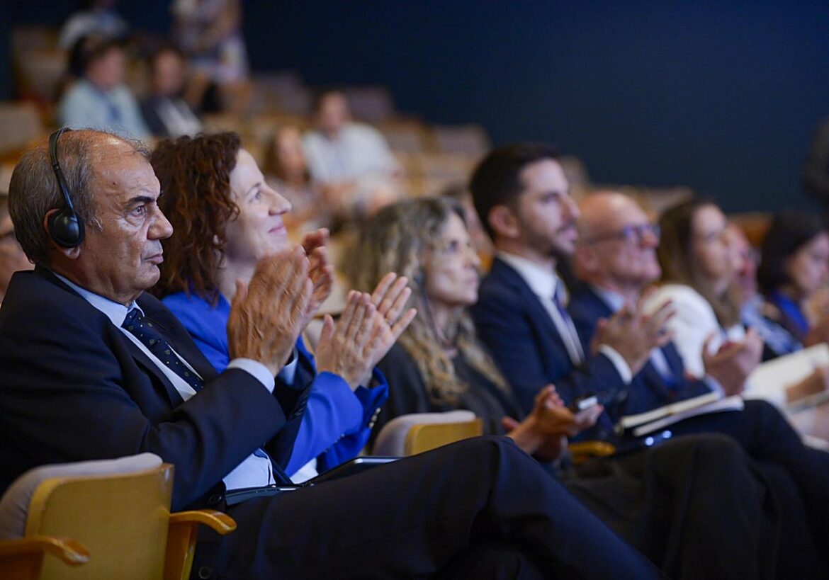 Los servicios personales espolean la economía social: el sector creó casi 3.000 empleos en 2025