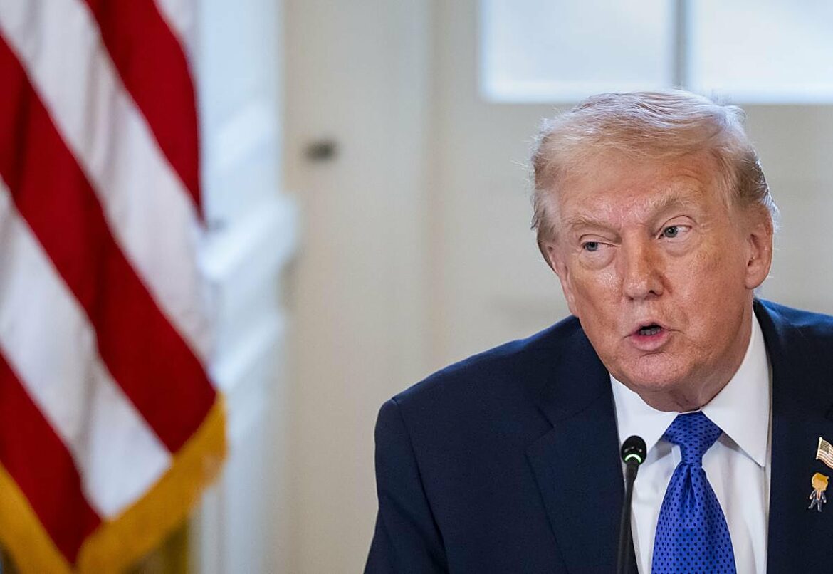 Trump va ahora a por Cuba y dice que «no habrá más petróleo ni dinero» venezolano para la isla