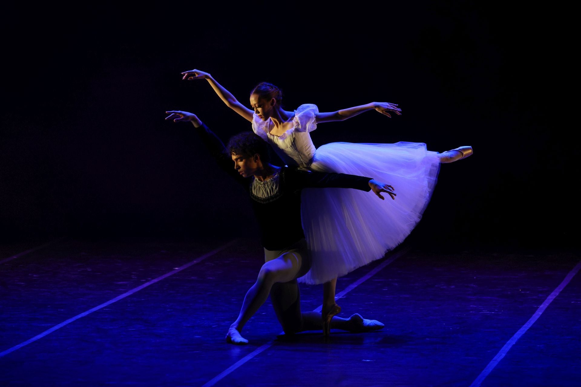 Estrellas de la danza en el Auditorio regional