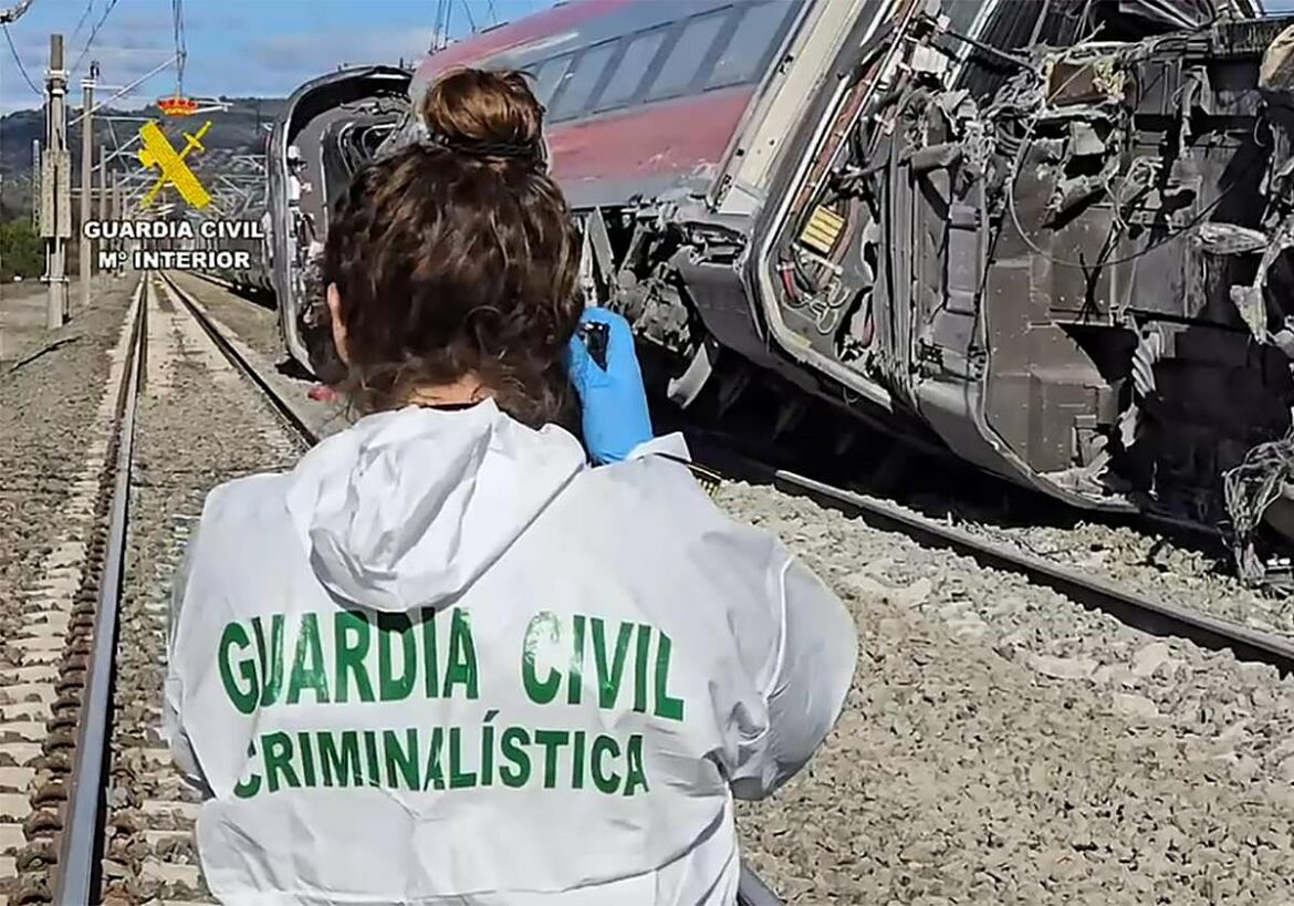 Ordenan llevar a un laboratorio las vías «rotas» para determinar si causaron el descarrilamiento del Iryo