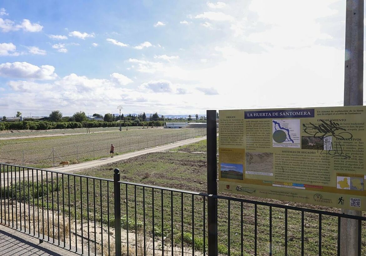 Vecinos y ecologistas elevan la presión contra la circunvalación de Santomera por la zona sur